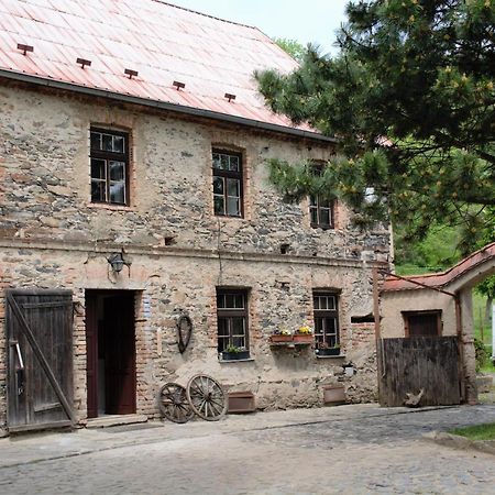 Na Konske Farme Apartamento Malecov Exterior foto