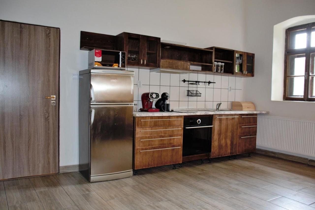 Na Konske Farme Apartamento Malecov Exterior foto