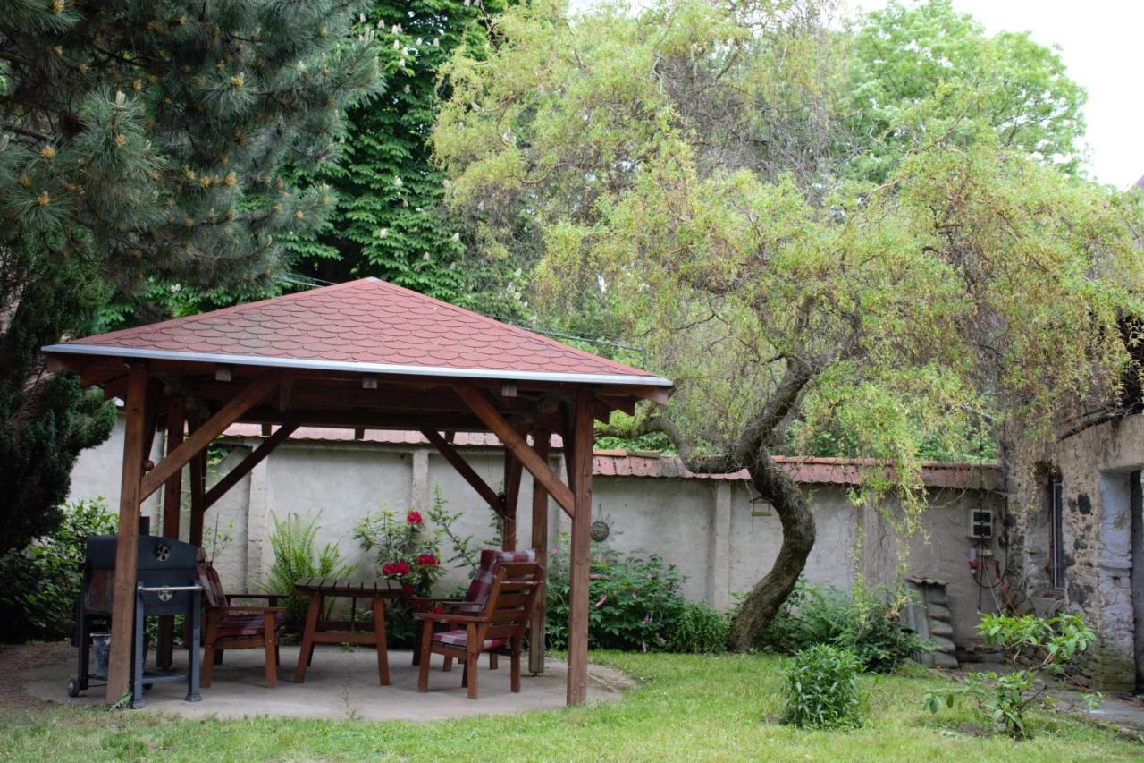 Na Konske Farme Apartamento Malecov Exterior foto